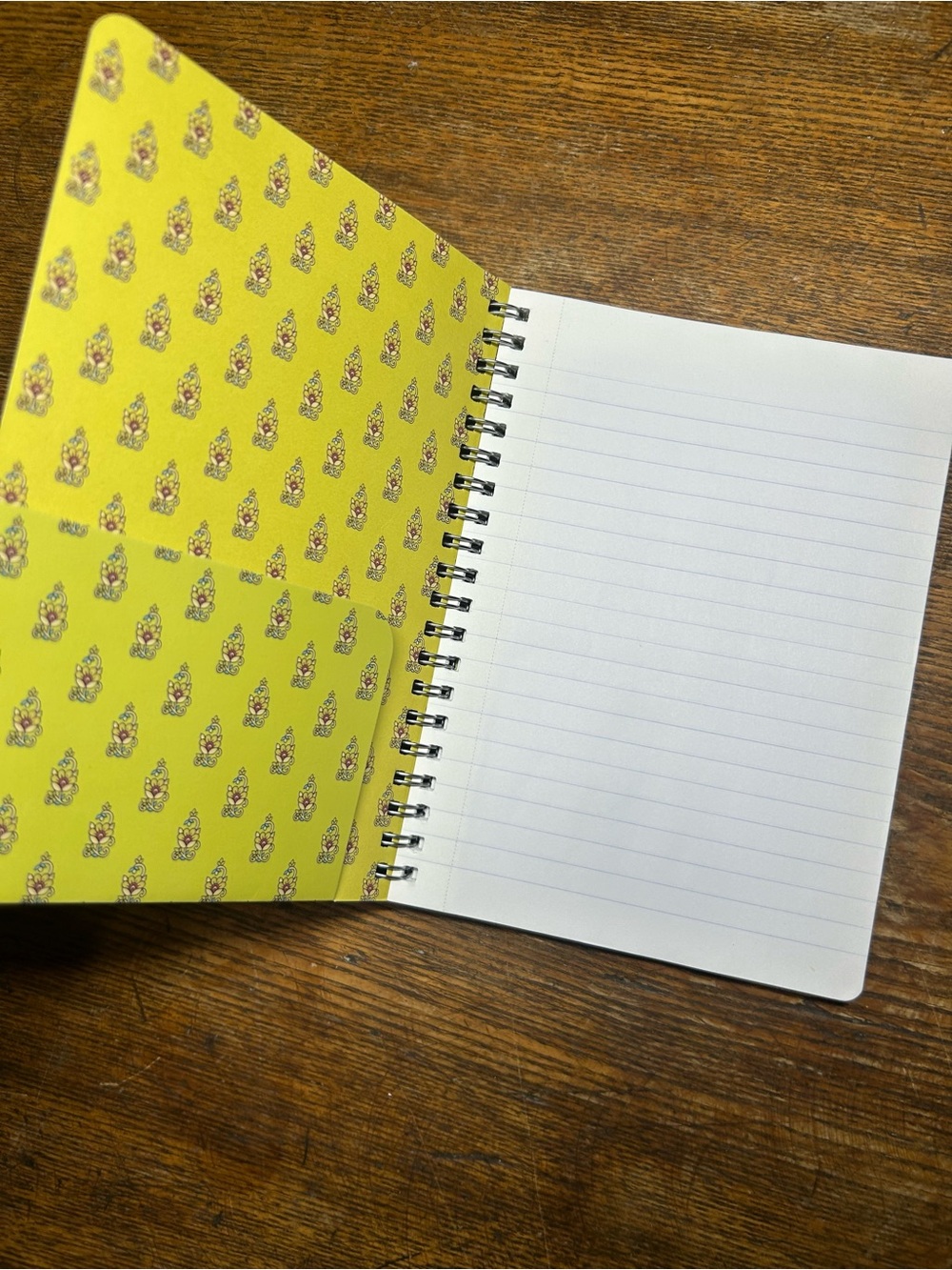 Assorted Notebook Journals 4pc - Picture 6 of 9